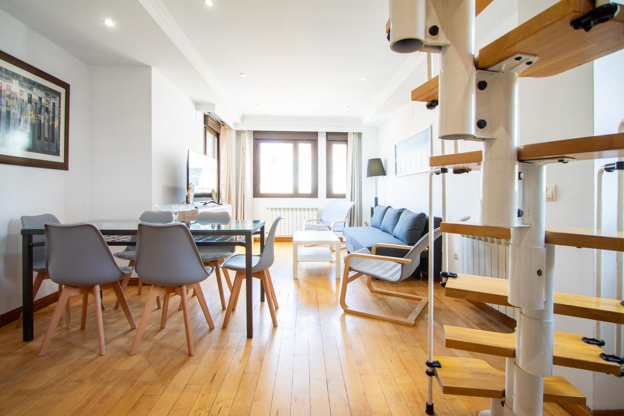 Apartamentos Adelfas Madrid Exterior photo